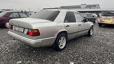 Mercedes-Benz W124: 1990 г., 2.2 л, Дизель, Седан lalafo.kg да — 3 Mercedes-Benz W124: 1990 г., 2.2 л, Дизель, Седан — 3