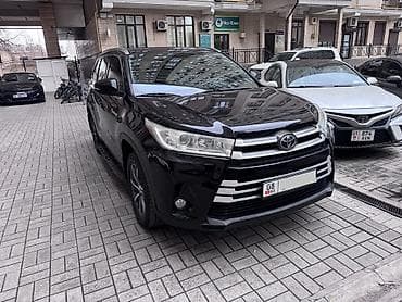 Toyota Highlander: 2018 г., 3.5 л, Автомат, Бензин at lalafo.kg Toyota Highlander: 2018 г., 3.5 л, Автомат, Бензин