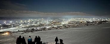 Ночная экскурсия на санях/тюбингах с панорамой зимнего города - at lalafo.kg Ночная экскурсия на санях/тюбингах с панорамой зимнего города -