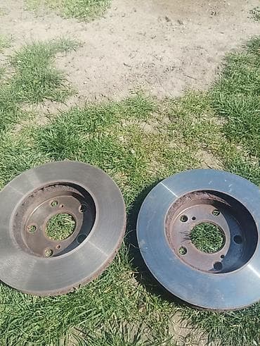 Тормозные диски (пара) - Тип: не вентилируемые стальные диски для at lalafo.kg Тормозные диски (пара) - Тип: не вентилируемые стальные диски для