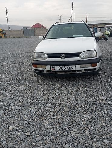 Volkswagen Golf Variant: 1994 г., 1.8 л, Кол менен иштөөчү, Бензин, Универсал lalafo.kg да Volkswagen Golf Variant: 1994 г., 1.8 л, Кол менен иштөөчү, Бензин, Универсал