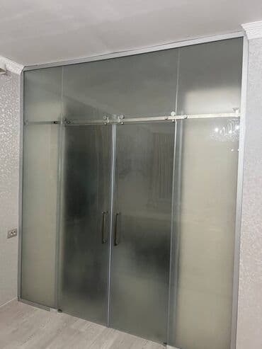 Раздвижная стеклянная перегородка для гардеробной/ниши. - at lalafo.kg Раздвижная стеклянная перегородка для гардеробной/ниши. -