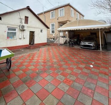 300 кв. м, 13 бөлмө, Жылытылган, Брондолгон эшиктер, Балкон айнектелген lalafo.kg да 300 кв. м, 13 бөлмө, Жылытылган, Брондолгон эшиктер, Балкон айнектелген