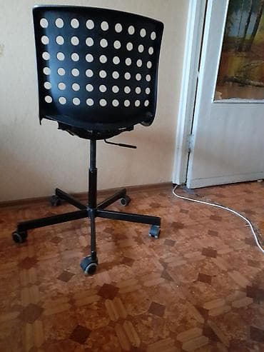 Офис столдору: Кеңсе отургучу, түсү - Кара, Желим lalafo.kg да — 2 Офис столдору: Кеңсе отургучу, түсү - Кара, Желим — 2