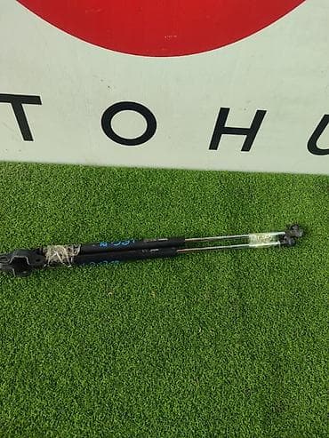Амортизаторы крышки багажника Honda, 2001 г., Б/у, Оригинал at lalafo.kg Амортизаторы крышки багажника Honda, 2001 г., Б/у, Оригинал
