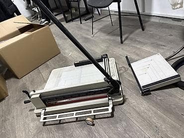 Басма үчүн жабдуулар: Резак для бумаги (гильотинный + роликовая платформа) Комплект lalafo.kg да — 4 Басма үчүн жабдуулар: Резак для бумаги (гильотинный + роликовая платформа) Комплект — 4