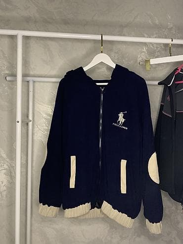 Худи polo
- Цвет: темно‑синий/бежевый at lalafo.kg Худи polo
- Цвет: темно‑синий/бежевый