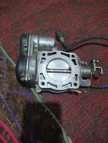 Дроссельная заслонка Mercedes-Benz 1993 г., Б/у, Оригинал, Германия at lalafo.kg Дроссельная заслонка Mercedes-Benz 1993 г., Б/у, Оригинал, Германия