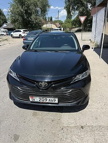 Toyota Camry: 2020 г., 2.5 л, Автомат, Бензин, Седан at lalafo.kg Toyota Camry: 2020 г., 2.5 л, Автомат, Бензин, Седан