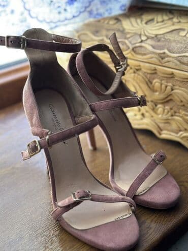 Босоножки, 36, Б/у, цвет - Розовый at lalafo.kg Босоножки, 36, Б/у, цвет - Розовый