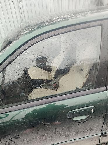 Mazda 323: 2003 г., 1.6 л, Автомат, Бензин, Хэтчбэк at lalafo.kg — 2 Mazda 323: 2003 г., 1.6 л, Автомат, Бензин, Хэтчбэк — 2