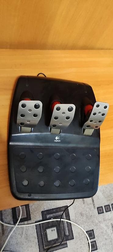 Игровой комплект Logitech для гоночных симуляторов Состав: - Руль at lalafo.kg Игровой комплект Logitech для гоночных симуляторов Состав: - Руль