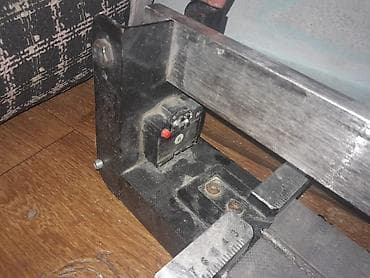 Бекитүүчү элементтер: Ручной плиткорез с направляющей и встроенной линейкой Описание: - lalafo.kg да — 2 Бекитүүчү элементтер: Ручной плиткорез с направляющей и встроенной линейкой Описание: - — 2