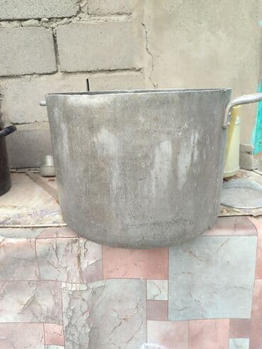 Алюминиевая кастрюля большого объёма - Материал: литой алюминий - at lalafo.kg Алюминиевая кастрюля большого объёма - Материал: литой алюминий -