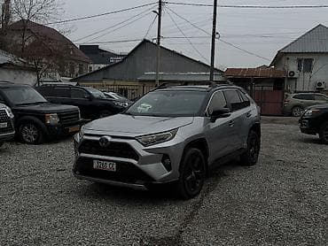 Toyota RAV4: 2019 г., 2.5 л, Вариатор, Гибрид, Кроссовер at lalafo.kg Toyota RAV4: 2019 г., 2.5 л, Вариатор, Гибрид, Кроссовер