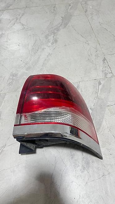 Задний левый стоп-сигнал Toyota 2014 г., Б/у, Оригинал at lalafo.kg — 2 Задний левый стоп-сигнал Toyota 2014 г., Б/у, Оригинал — 2