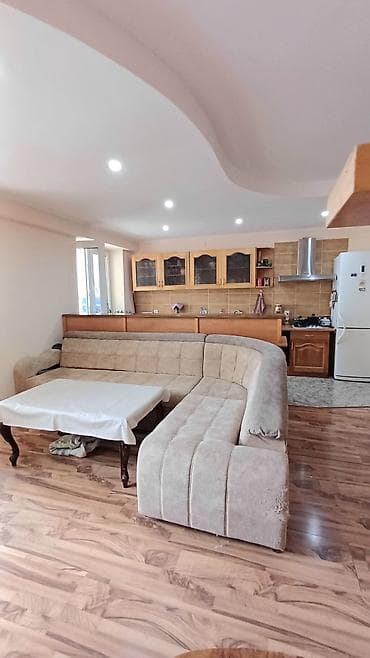 3 комнаты, 93 м², 10 мкр Элитка, 7 этаж, Евроремонт at lalafo.kg 3 комнаты, 93 м², 10 мкр Элитка, 7 этаж, Евроремонт