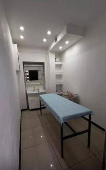 Аренда кабинетов в салонах красоты, 12 м², Для шугаринга, эпиляции, Для бровиста, Для визажиста at lalafo.kg Аренда кабинетов в салонах красоты, 12 м², Для шугаринга, эпиляции, Для бровиста, Для визажиста