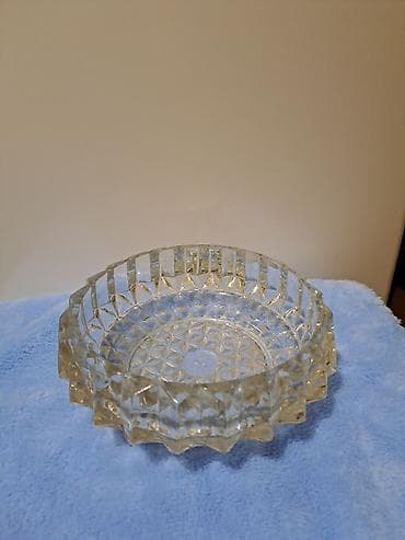 Стеклянная круглая ваза/салатница с рельефным узором - Материал at lalafo.kg Стеклянная круглая ваза/салатница с рельефным узором - Материал