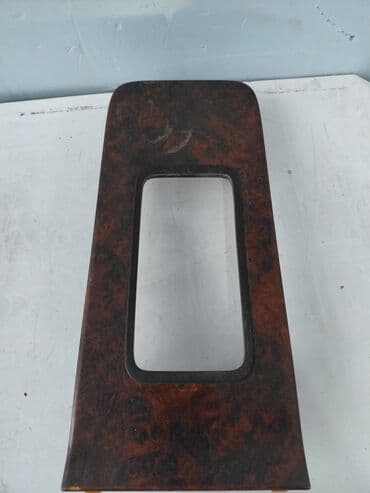 Декоративные накладки На панель, Пластик, Toyota, 2004 г., Б/у, Самовывоз at lalafo.kg Декоративные накладки На панель, Пластик, Toyota, 2004 г., Б/у, Самовывоз