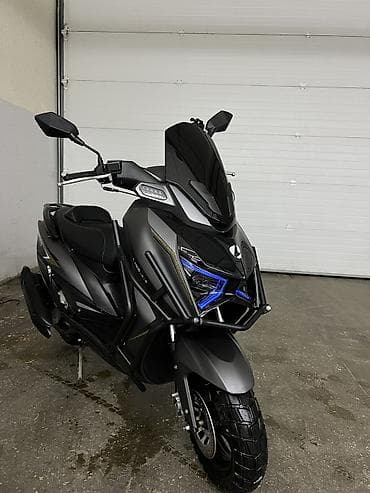 Тип скутера 180 куб. см, Бензин, Б/у at lalafo.kg Тип скутера 180 куб. см, Бензин, Б/у