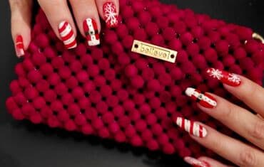 Ручная работа. Сумочка из бусин. С таким аксессуаром вас заметят at lalafo.kg Ручная работа. Сумочка из бусин. С таким аксессуаром вас заметят