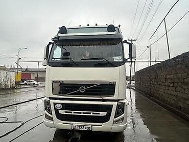 Тягач, Volvo, 2012 г., Тентованный at lalafo.kg Тягач, Volvo, 2012 г., Тентованный