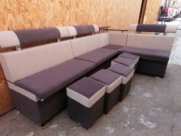 Уголок кухонный 2.50х1.50. Стол 190х90 5 пуфик at lalafo.kg Уголок кухонный 2.50х1.50. Стол 190х90 5 пуфик