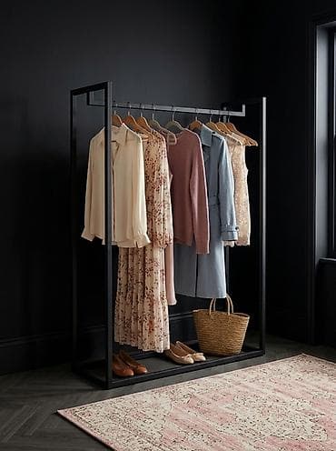 Напольная вешалка-стойка для одежды - Лаконичный прямоугольный at lalafo.kg Напольная вешалка-стойка для одежды - Лаконичный прямоугольный