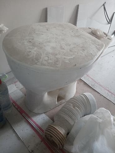 Унитаз Напольный, Материал: Фаянс at lalafo.kg Унитаз Напольный, Материал: Фаянс