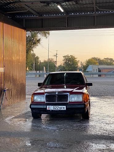 Mercedes-Benz W124: 1987 г., 2.3 л, Механика, Бензин, Седан at lalafo.kg Mercedes-Benz W124: 1987 г., 2.3 л, Механика, Бензин, Седан