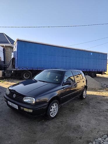 Volkswagen Golf: 1992 г., 1.8 л, Механика, Бензин, Хэтчбэк at lalafo.kg Volkswagen Golf: 1992 г., 1.8 л, Механика, Бензин, Хэтчбэк