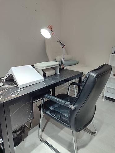 Сдаётся кабинет/рабочие места: маникюрный стол+педикюрное кресло at lalafo.kg Сдаётся кабинет/рабочие места: маникюрный стол+педикюрное кресло