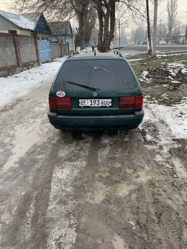 Volkswagen Passat Variant: 1993 г., 1.8 л, Механика, Бензин, Универсал at lalafo.kg Volkswagen Passat Variant: 1993 г., 1.8 л, Механика, Бензин, Универсал