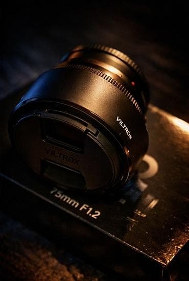 1С иштеп чыгуу: Viltrox Pro AF 75mm f/1.2 E — светосильный портретный объектив с lalafo.kg да — 2 1С иштеп чыгуу: Viltrox Pro AF 75mm f/1.2 E — светосильный портретный объектив с — 2