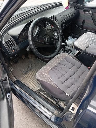 Mercedes-Benz C-Class: 1994 г., 2.2 л, Механика, Бензин, Седан at lalafo.kg Mercedes-Benz C-Class: 1994 г., 2.2 л, Механика, Бензин, Седан