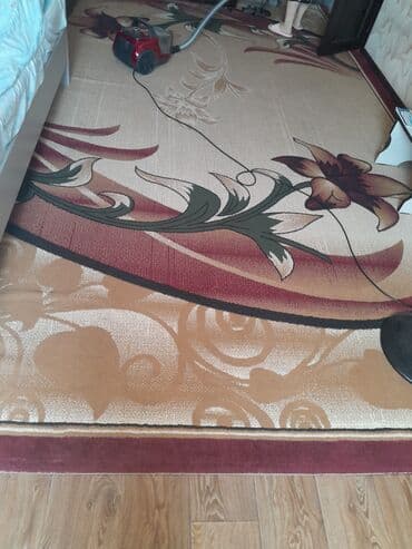 Ковер Б/у, 500 * 300 at lalafo.kg Ковер Б/у, 500 * 300