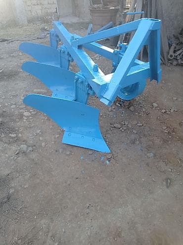 Трехкорпусный плуг. После капремонта. Отлично подойдет для мтз 80,82 и at lalafo.kg Трехкорпусный плуг. После капремонта. Отлично подойдет для мтз 80,82 и