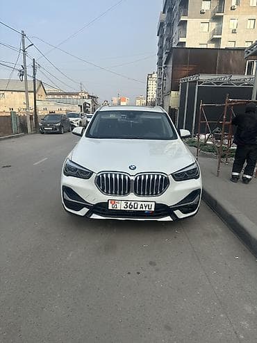 BMW X1: 2020 г., 2 л, Автомат, Бензин at lalafo.kg BMW X1: 2020 г., 2 л, Автомат, Бензин