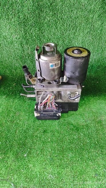 Блок ABS Toyota 2006 г., Колдонулган, Оригинал, Жапония lalafo.kg да Блок ABS Toyota 2006 г., Колдонулган, Оригинал, Жапония