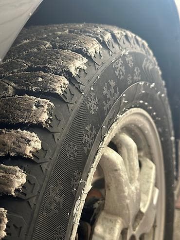 Derways: Toyota Prius: 2011 г., 1.8 л, Вариатор, Гибрид, Хэтчбэк at lalafo.kg — 6 Derways: Toyota Prius: 2011 г., 1.8 л, Вариатор, Гибрид, Хэтчбэк — 6