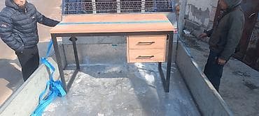 Письменный стол в индустриальном стиле - Материал столешницы и at lalafo.kg Письменный стол в индустриальном стиле - Материал столешницы и