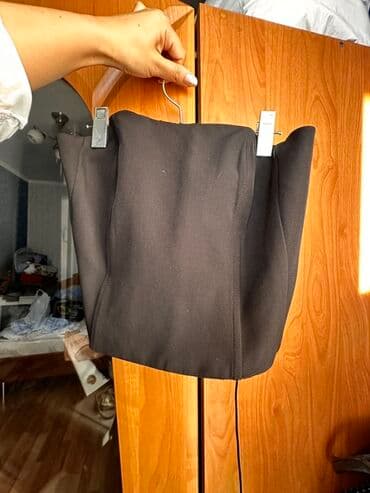 Корсет, Укороченная модель, Новый, M at lalafo.kg Корсет, Укороченная модель, Новый, M