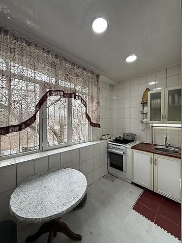 3 комнаты, 81 м², Сталинка, 2 этаж, Евроремонт at lalafo.kg — 2 3 комнаты, 81 м², Сталинка, 2 этаж, Евроремонт — 2