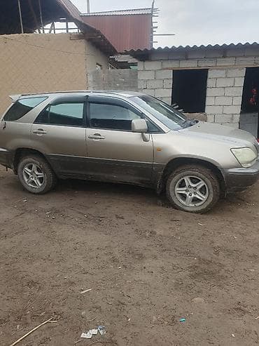 Lexus RX: 2002 г., 3 л, Автомат, Газ, Хэтчбэк at lalafo.kg Lexus RX: 2002 г., 3 л, Автомат, Газ, Хэтчбэк