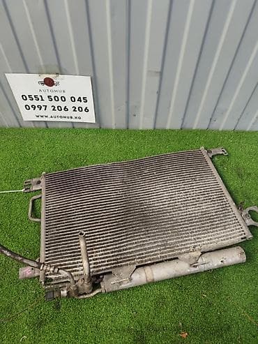 Радиатор кондиционера Mercedes-Benz C-CLASS W203 2002 (б/у) at lalafo.kg Радиатор кондиционера Mercedes-Benz C-CLASS W203 2002 (б/у)