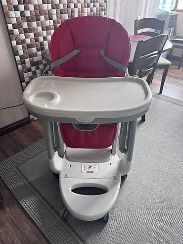 Стульчик для кормления, Б/у, Peg perego, Пластик, Трансформер, цвет - Красный, Самовывоз at lalafo.kg Стульчик для кормления, Б/у, Peg perego, Пластик, Трансформер, цвет - Красный, Самовывоз