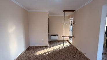 2 комнаты, 42 м², Индивидуалка, 2 этаж, Косметический ремонт at lalafo.kg 2 комнаты, 42 м², Индивидуалка, 2 этаж, Косметический ремонт