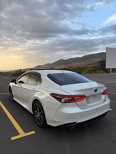 Toyota Camry: 2021 г., 2.5 л, Вариатор, Гибрид, Седан at lalafo.kg — 6 Toyota Camry: 2021 г., 2.5 л, Вариатор, Гибрид, Седан — 6