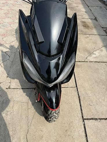 Скутер макси на хаду вложении только пластик 150 кубов экспертиза ест at lalafo.kg Скутер макси на хаду вложении только пластик 150 кубов экспертиза ест